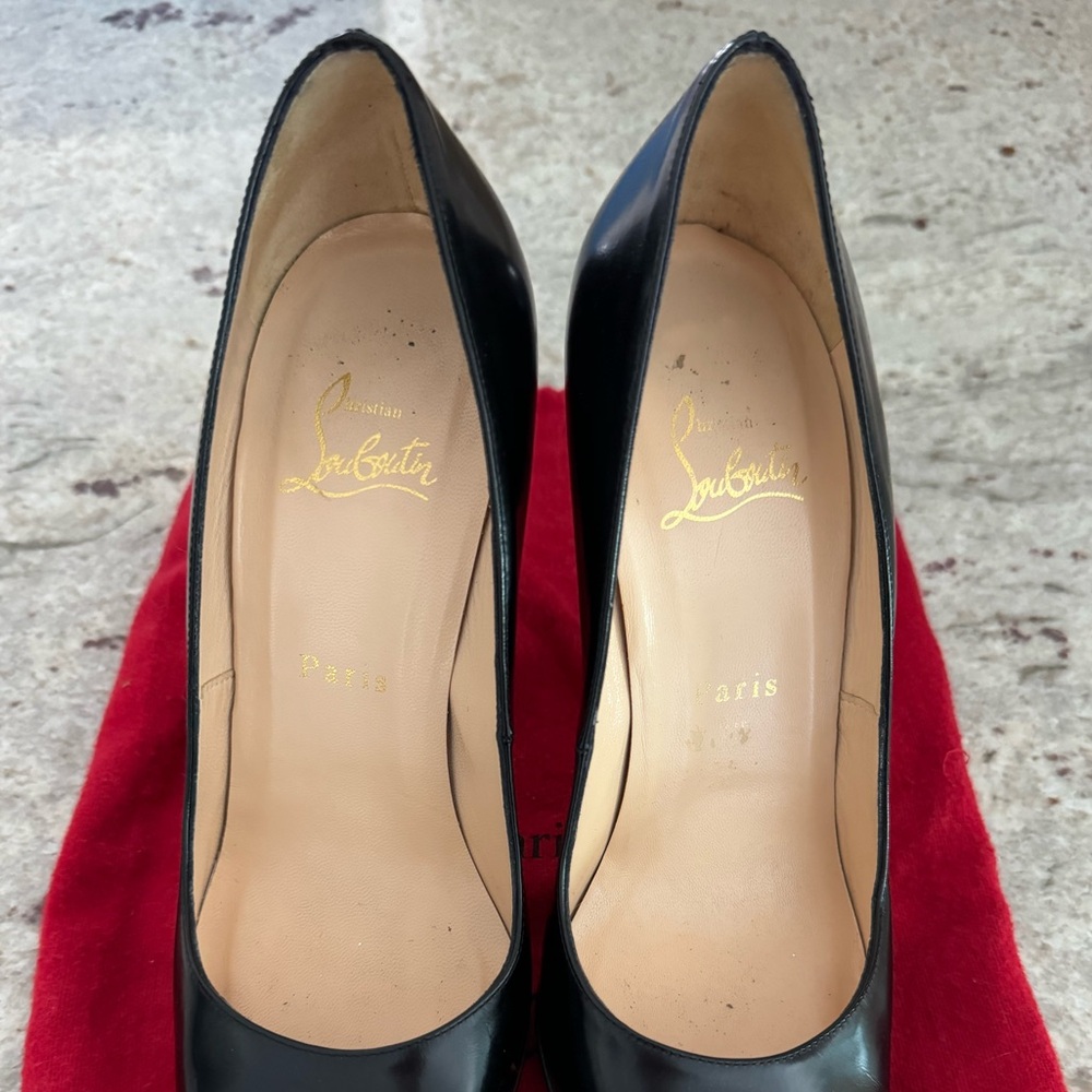 Christian Louboutin Classic Simple Pump 8.5 - Picture 10 of 16